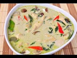 Thai Food Green Curry With Chicken Gang Kieaw Wahn Gai Green Curry Recipes Food Green Curry