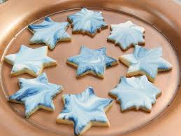 This sugar cookie frosting is also an excellent choice for ultra or super white you can even replace buttercream frosting in cake decorating with our sugar cookie frosting, as it holds up well to high heat and humidity. Holiday Cookie Decorating The Kitchen Food Network Food Network