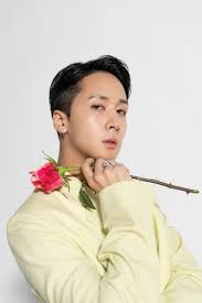 Red velvet debuted on august 1, 2014, under s.m. Ravi Apologizes To Red Velvet Members For His Song Red Velvet Knetizen Kpophit Kpop Hit