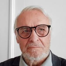 Benito Silva (@tassenior)