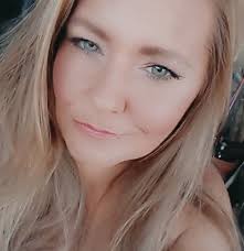 Beautiful bench in serene location