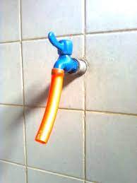 Terkadang, anda tidak bisa mengontrol waktu kapan anda akan mandi karena sibuknya aktivitas yang harus dilakukan. Cara Sederhana Membuat Kran Air Lebih Nyaman Digunakan Rumah Sae