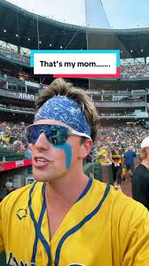 El curioso encuentro de KJ con su madre en la cita