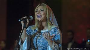أصالة نصري مغنية سورية، من مواليد 15 مايو/أيار 1969، ولدت في مدينة دمشق، لعائلة سورية دمشقية ونشأت فيها والتحديد في حي أبو رمانة. Ø§Ù„Ù…Ø·Ø±Ø¨Ø© Ø£ØµØ§Ù„Ø© ØªØªØµØ¯Ø± Ù‚Ø§Ø¦Ù…Ø© Ø£ÙƒØ«Ø± Ø§Ù„ÙÙ†Ø§Ù†Ø§Øª Ø§Ø³ØªÙ…Ø§Ø¹Ø§ ÙÙŠ Ù…ØµØ± ÙˆØ§Ù„Ø³Ø¹ÙˆØ¯ÙŠØ© Ø«Ù‚Ø§ÙØ© ÙˆÙ…Ø¬ØªÙ…Ø¹ Ù‚Ø¶Ø§ÙŠØ§ Ù…Ø¬ØªÙ…Ø¹ÙŠØ© Ù…Ù† Ø¹Ù…Ù‚ Ø£Ù„Ù…Ø§Ù†ÙŠØ§ ÙˆØ§Ù„Ø¹Ø§Ù„Ù… Ø§Ù„Ø¹Ø±Ø¨ÙŠ Dw 04 03 2021