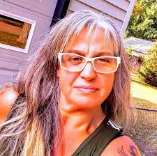 Walton Goggins dances with his mother during his SNL monologue.