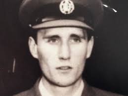 He lived at home with his parents and three siblings in avondale heights and at the time of his disappearance was a shop assistant at an army disposals store at moonee ponds. Frederick Valentich Pilot S Ufo Radio Call On Flight To Tasmania