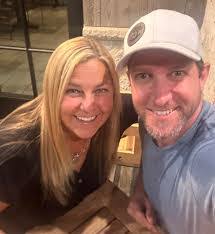 Cheryl Laub's Instagram, Twitter & Facebook