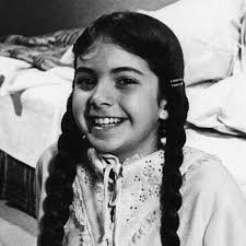 queondalucero: "De su primera #telenovela: Chispita. @LuceroMexico como  Isabel. #Lucero cómo pasa el tiempo..."