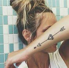 la web de los tatuajes tatuajes de flechas ideas y su significado tatuajes flechas tatuajes hipster tattoo flechas
