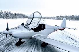 Pipersport light sport aircraft, pipersport lsa or lightsport aircraft, light sport aircraft pilot news newsmagazine. Blackwing Aircraft