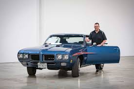 389/348 hp updated with electric fuel injection. Power Bis Zum Abwinken Zum Bezahlbaren Kurs Der Pontiac Gto War In Jeder Beziehung Anders Auch Wenn Das Mit Dem Muscle Fur Die Massen Nicht Ganz Geklappt Hat