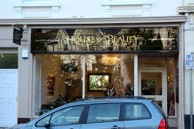 The House Of Beauty Wellswood Torquay David Smith Traditional Ornamental Glass Artist House Of Beauty Torquay Beautiful Homes