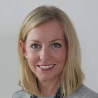 Lisa Archbold's Instagram, Twitter & Facebook