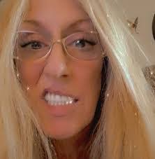 Melissa Bruce's Instagram, Twitter & Facebook