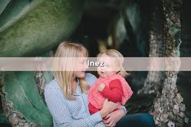 Maka dari itu sangat penting sekali untuk memberikan nama dengan makna terbaik untuk anak. 10 Nama Anak Perempuan Klasik Yang Bakal Populer Lagi
