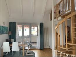 Schöne große 4 zimmer wohnung mit galerie. Schone 3 5 Zimmer Dachgeschoss Maisonette Wohnung Mit Galerie In Stuttgart Birkach Durchdewald Immobilien