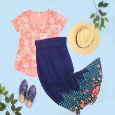 Please, try to prove me wrong i dare you. Lularoe Flat Lay Friday Is Here What Are Your Plans For Facebook