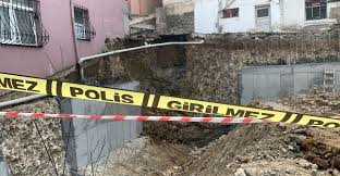 Darica Da Insaat Temelinde Kayma Meydana Geldi Gelin Cevre Bina