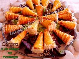 Les Cornets A La Creme Au Fromage Bonjour Tout Le Monde Voila De Delicieux Petits Cornet Recettes De Cuisine Cuisine Cuisine Et Boissons