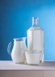 There are some good reasons why almond milk is a good treat for cats, aside from honey, shrimp and cat foods like soulistic cat food. Can Cats Have Almond Milk Is It Safe For Your Kitty