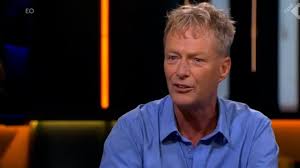 Misdaadverslaggever john van den heuvel is diep geraakt door het overlijden van zijn collega peter r. Lgpqu0ne6ftcqm