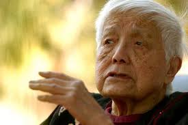 Grace Lee Boggs, Human Rights Advocate for 7 Decades, Dies at 100