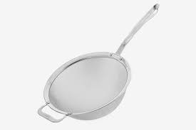 Kitchen sinkshroom strainer with stainless steel construction and a uniquely ergonomic design, the kitchen sinkshroom will neatly catch food particles without stopping the flow of water. 9 Best Colanders 2019 The Strategist