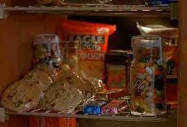 Everything Macaulay Culkin Eats In The Home Alone Movies Ranked Home Alone Home Alone Movie New York Christmas