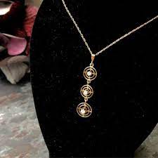 If You Are One Of Three Kids Call Your Siblings And Tell Them You Ve Found The Prefect Gift For Mom T Vintage Sapphire Earrings Gifts For Mom Vintage Necklace