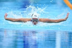 Australia's kaylee mckeown won swimming gold in the women's 100m backstroke at tokyo 2020 and also set a new olympic record of 57.47 seconds. Australian Swimmer Mckeown Breaks 100 Back World Record Ruetir