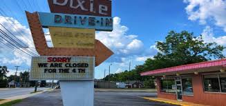 These 11 South Carolina Drive In Restaurants Are Fun For An Old Fashioned Night Out South Carolina Best Places To Eat Night Out