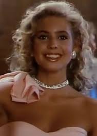 Fan Casting Olivia D'Abo as Leighton Murray in The Sex Lives of College  Girls (80s)