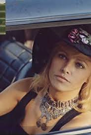 Née à oujda, au maroc le 1er août 1941, nathalie delon (ou francine canovas de son vrai nom) a donc commencé s'ils ont divorcé au bout de quelques années de mariage, en février 1969, alain et nathalie delon étaient restés proches, comme en témoigne une. Nathalie Delon Imdb