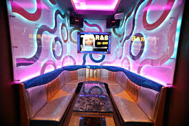 Stream live cnn, fox news radio, and msnbc. Karaoke Suites Kamu Las Vegas