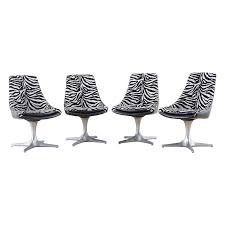 However, dinette online carries a huge selection of these chairs and ships them directly to customers all across the usa. Chromcraft Furniture Chairs Sofas Tables More 22 For Sale At 1stdibs