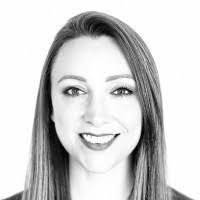 Jessica Esser's Instagram, Twitter & Facebook