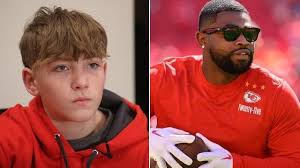 Chiefs' Clyde Edwards-Helaire saves teen at Super Bowl rally