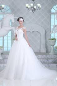 Du träumst von einem noni brautkleid, aber ein besuch in unserem showroom in köln ist für dich zu weit? Schmetterling Brautkleid De Schmetterlingb Profil Pinterest