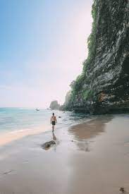 Sundays Beach Club In Bali One Of The Best Beaches Beach Club Beach Travel Inspiration