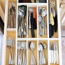 how to organize your kitchen drawers