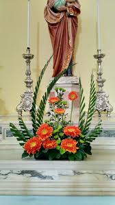 2018 12 15 Eglise Of Saint Louvre Jardin Deco Decorationeglise Deco Eglise Jardin Lo In 2020 Church Flower Arrangements Church Decor French Country Garden Decor