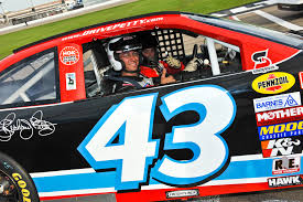 I did the nascar driving experience at the charlotte motor speedway a few months ago in the 07 jack daniels car. Nascar Racing Experience
