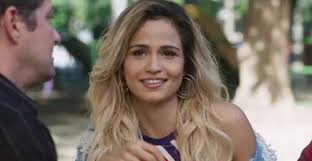É oficial? Veja quem pode ser a nova namorada de Nanda Costa: 'Gata absurda'