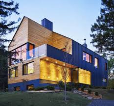 Maison En Bois Avec Bardage Metallique Sur Maison Grange Moderne Maison Bois Maison Canadienne