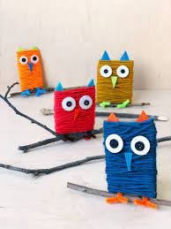 These fun owls can be made so easily with chalk or even sub that with paint! Cute And Easy Owl Craft For Kids Diy Owl Project