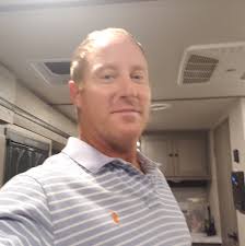 What are some good low fence hunting options in Texas?