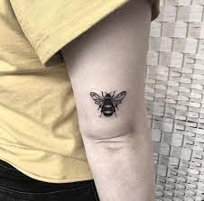 Beautiful Bee Tattoo Bee Tattoo Tattoos Back Tattoo