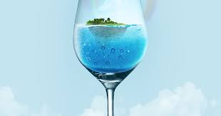 Blumond Blue Prosecco Is The Summer Drink You Didn T Know You Needed