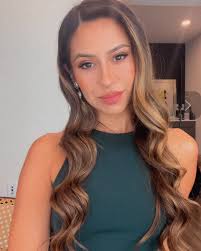 Marcy Herrera's Instagram, Twitter & Facebook