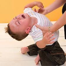 Mãe panda se assusta com filhote. As 10 Coisas Que Toda Mae Precisa Saber Sobre Os Terrible Twos Just Real Moms Blog Para Maes